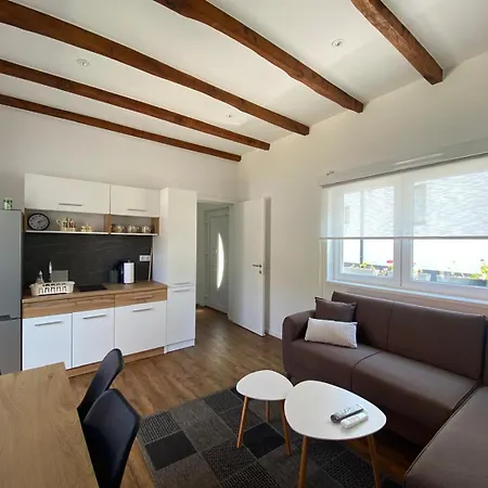 Small House Apartament *